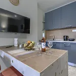 Maslina By Interhome Galižana