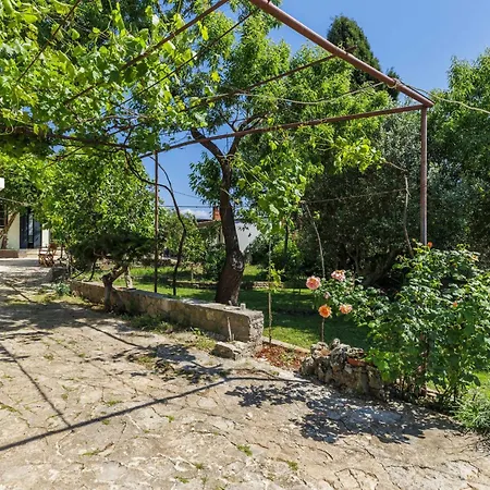 Apartmán Maslina By Interhome Galižana